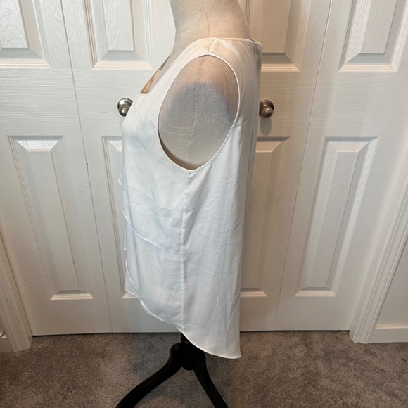 BCBG size M top - Picture 3 of 9